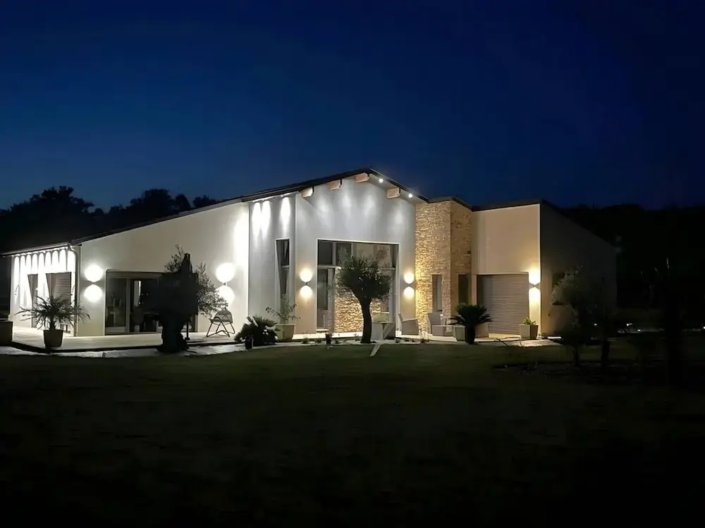 Villa in Saint-corneille With Private Jacuzzi