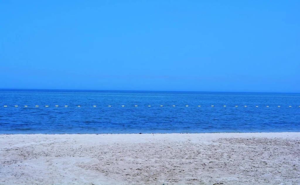 Beach & Waterfront