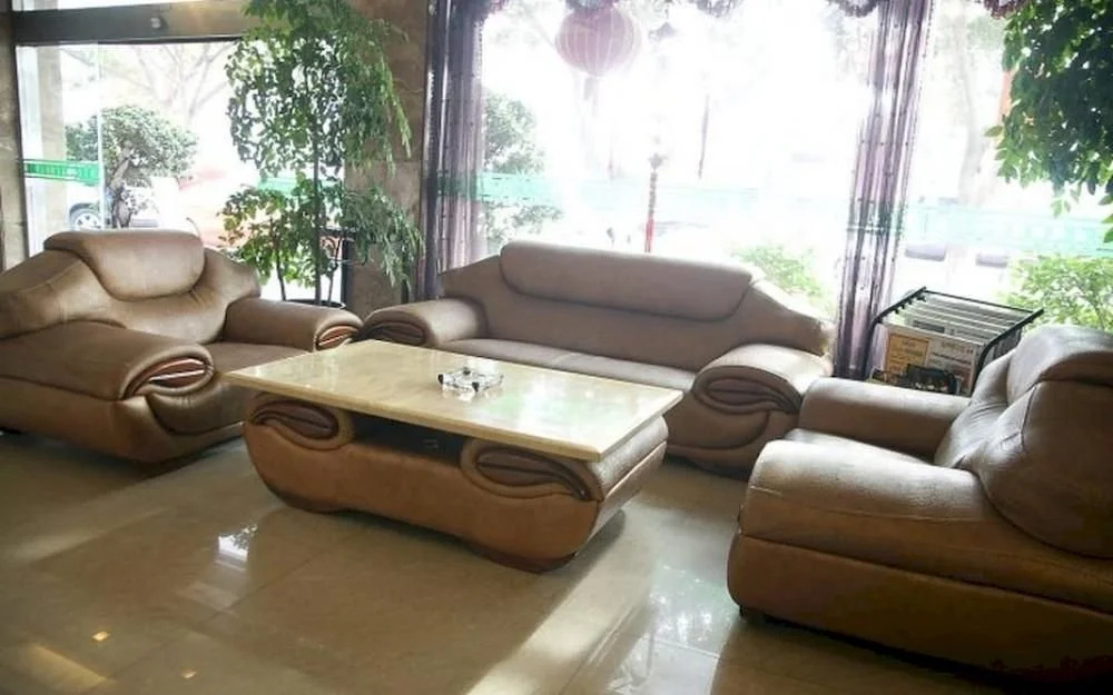 Lobby & Reception