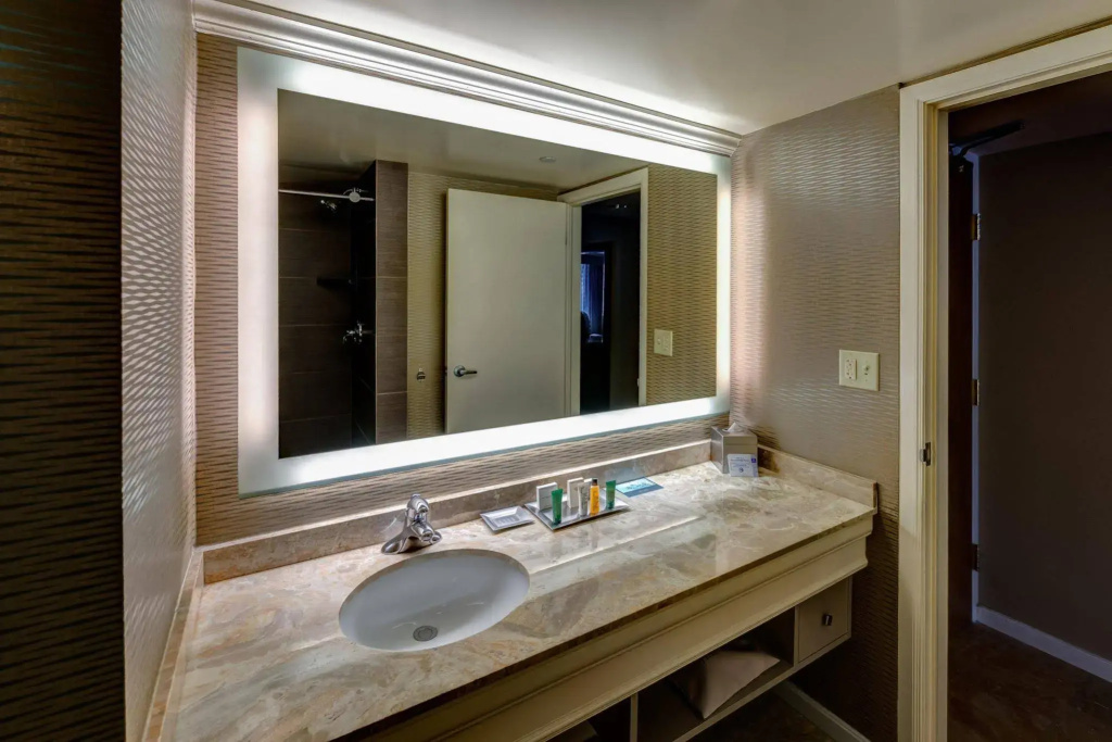 DoubleTree by Hilton Akron Fairlawn - Général