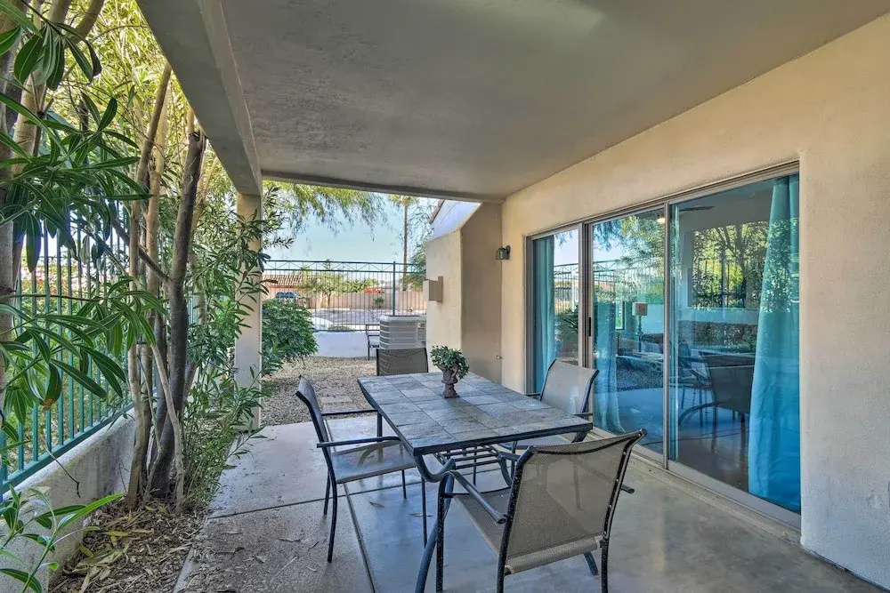 6 Mi to Downtown: Condo w/ Patio in Tempe!