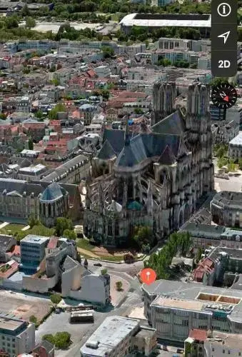 Loft Des Sacres - Vue Unique Sur La Cathedrale