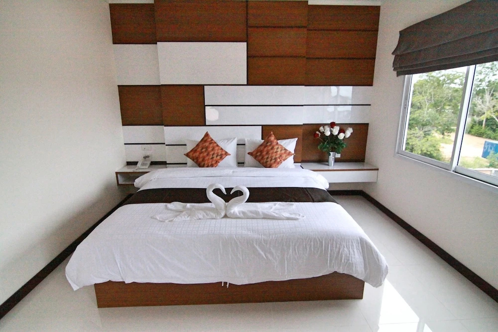 Standard Double room with balcony (full double bed)
