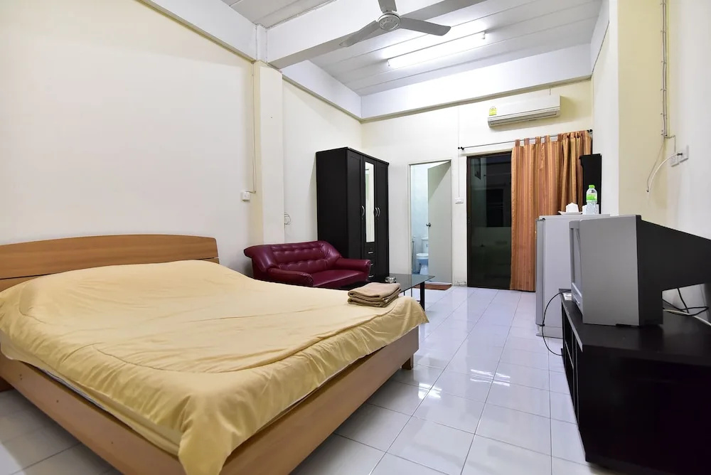 Standard room with balcony