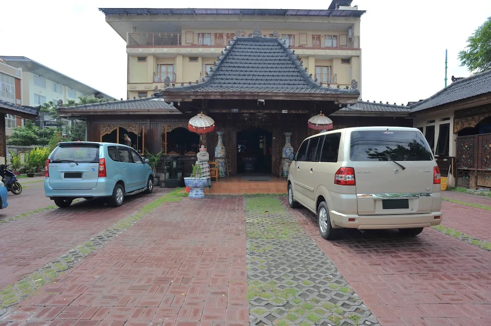 Airy Legian Dewi Sri 88 Kuta Bali