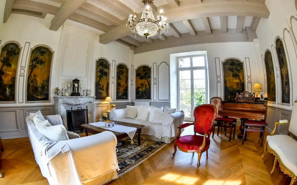 Voir la photo 2 — Château de la Grand'Cour