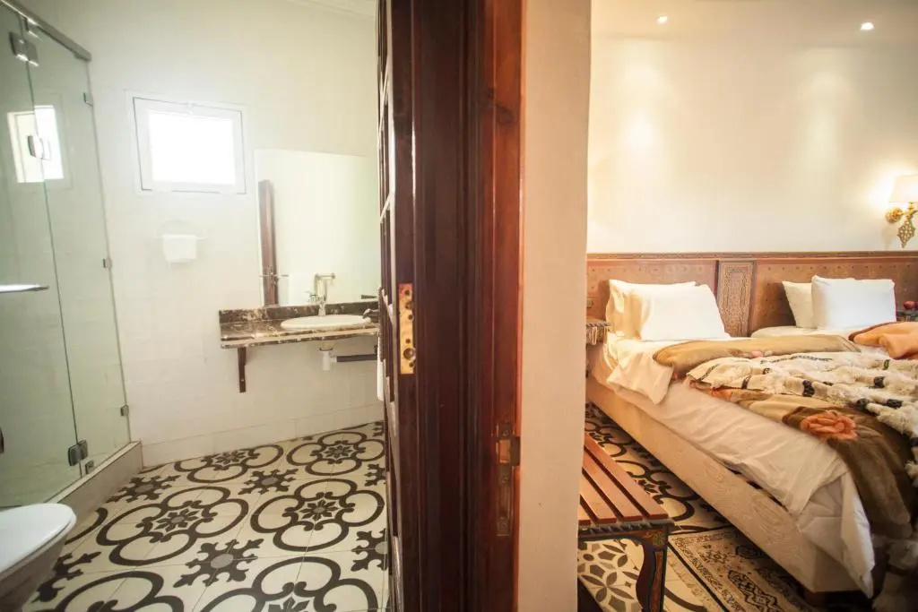 Standard Double room with balcony (twin beds)