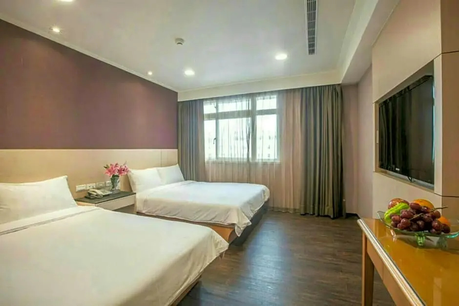 Economy room