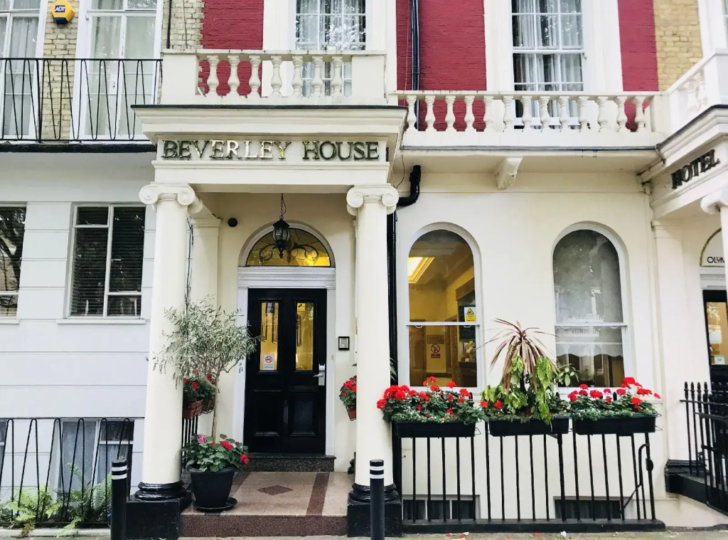 Beverley House Hotel — фото