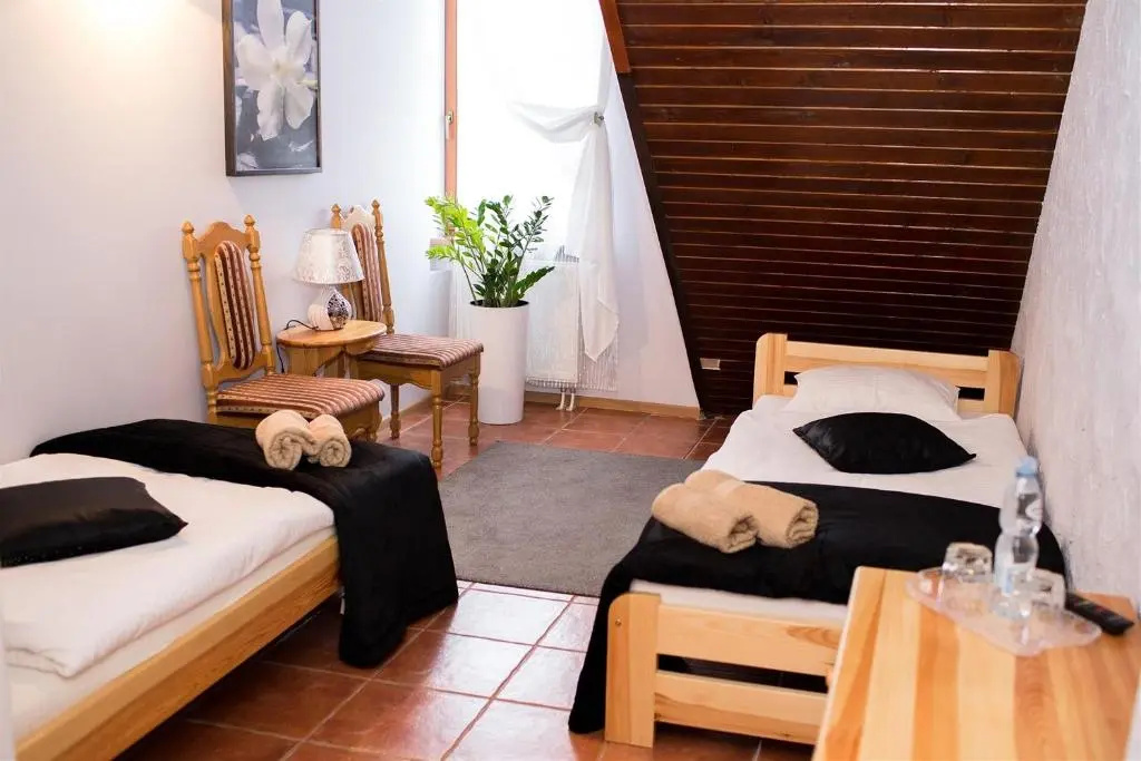 Standard Double room (twin beds)