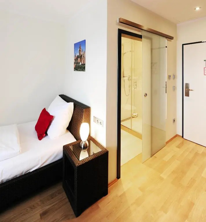 Hotel photo 1