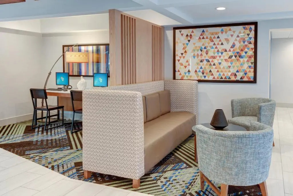 Holiday Inn Express Hotel & Suites West Long Branch by IHG - Général