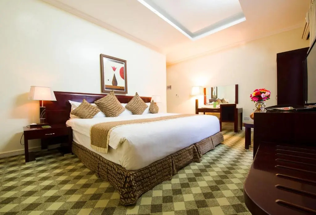 Deluxe Double room (full double bed)