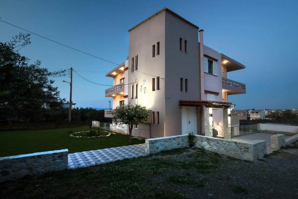 EvaEle Luxury Apartments