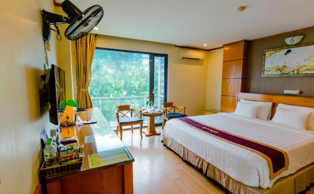 Bedroom