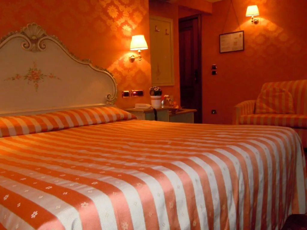Lux Hotel - Chambres
