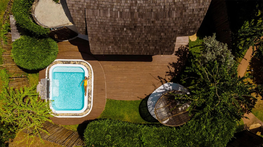 Villa with land view