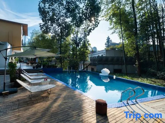 Xitang Hotspring Homestay (Wangyougu Branch)