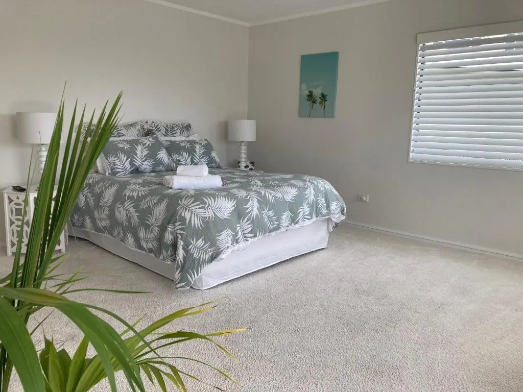 花園景標準雙人房，配備雙人床