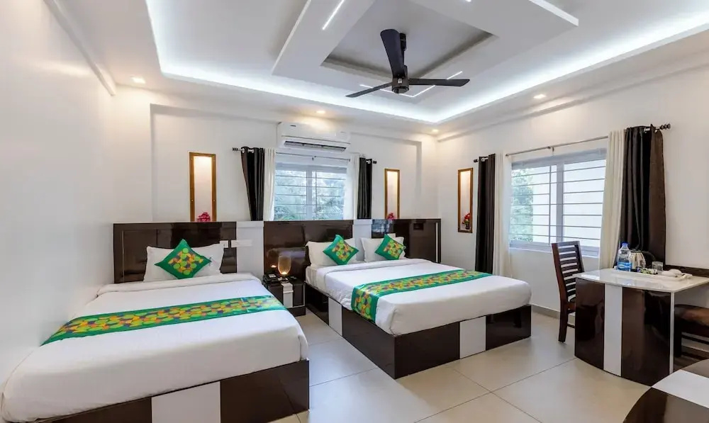 Treebo Premium Cochin Airport, 5 Min From Cochin Airport - фото 17