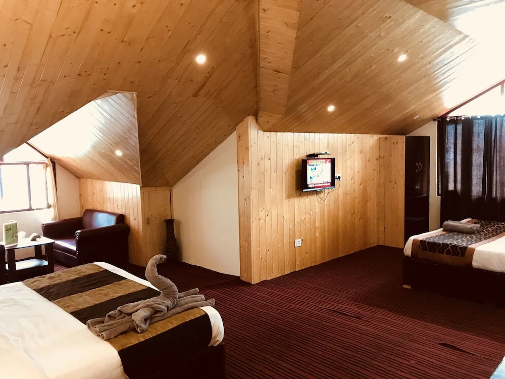 標準四人家庭房