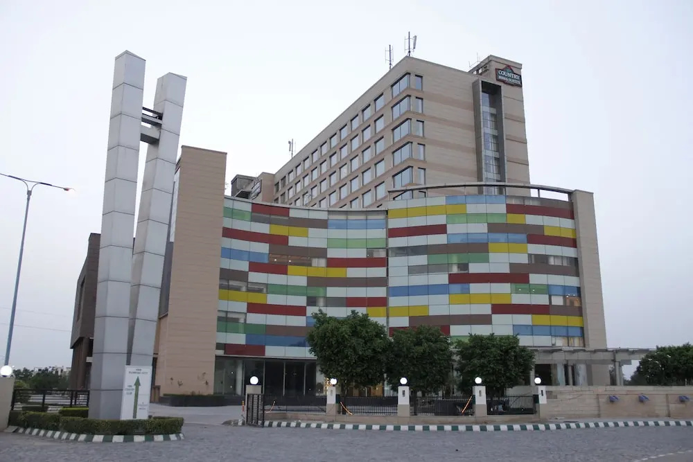 Country Inn & Suites By Carlson Bathinda