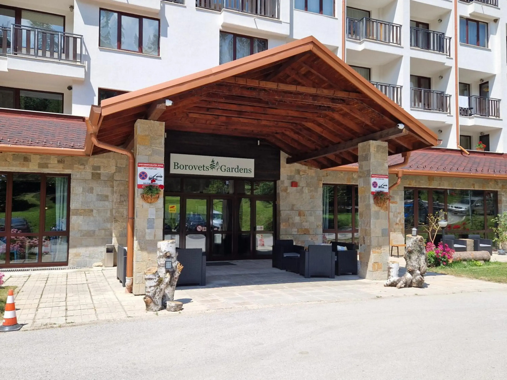 PinePino Borovets, aparthotel Borovets Gardens A60