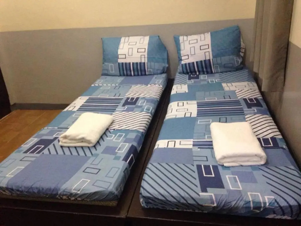 Standard Quadruple room (full double bed)