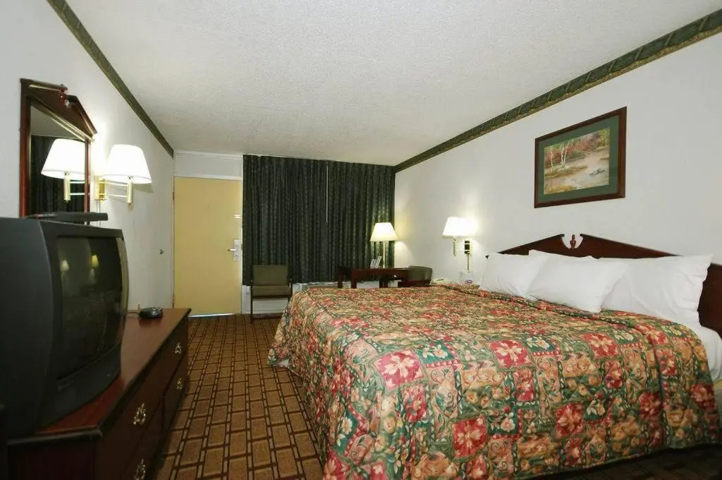 Double room (full double bed)
