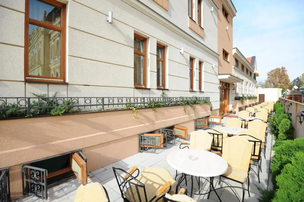 Premier Prezident Garni Hotel and Spa - 2