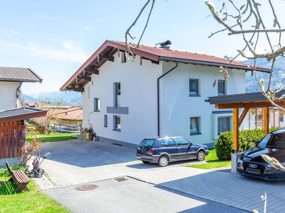 Beautiful Holiday Home Near Ski Area in Piesendorf