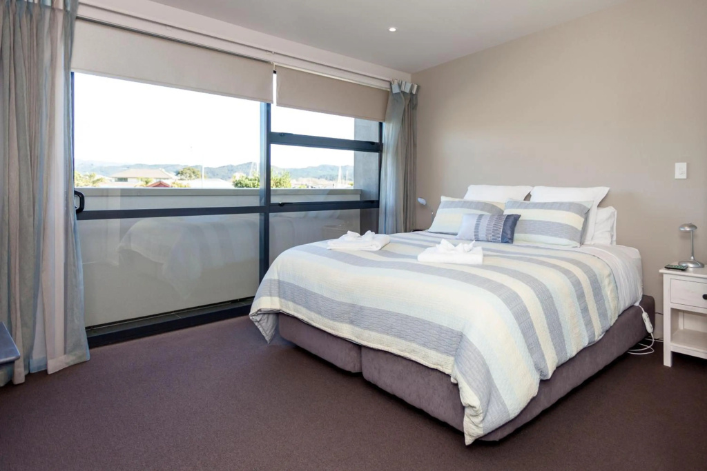 Sovereign Pier on the Waterways in Whitianga