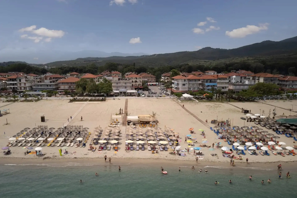 Beach & Waterfront