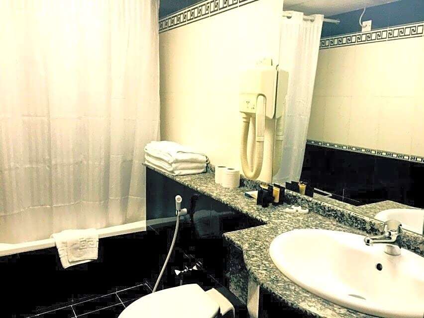 Dubai Palm Hotel