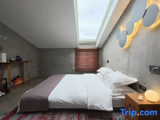 Standard Double room with ocean view (full double bed)