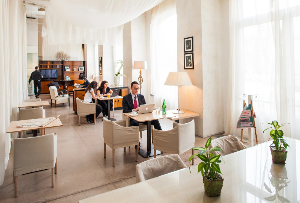 Cosmo Hotel Palace - Général