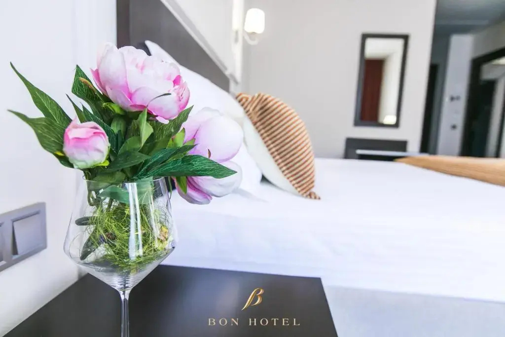 Bon Hotel - Chambres