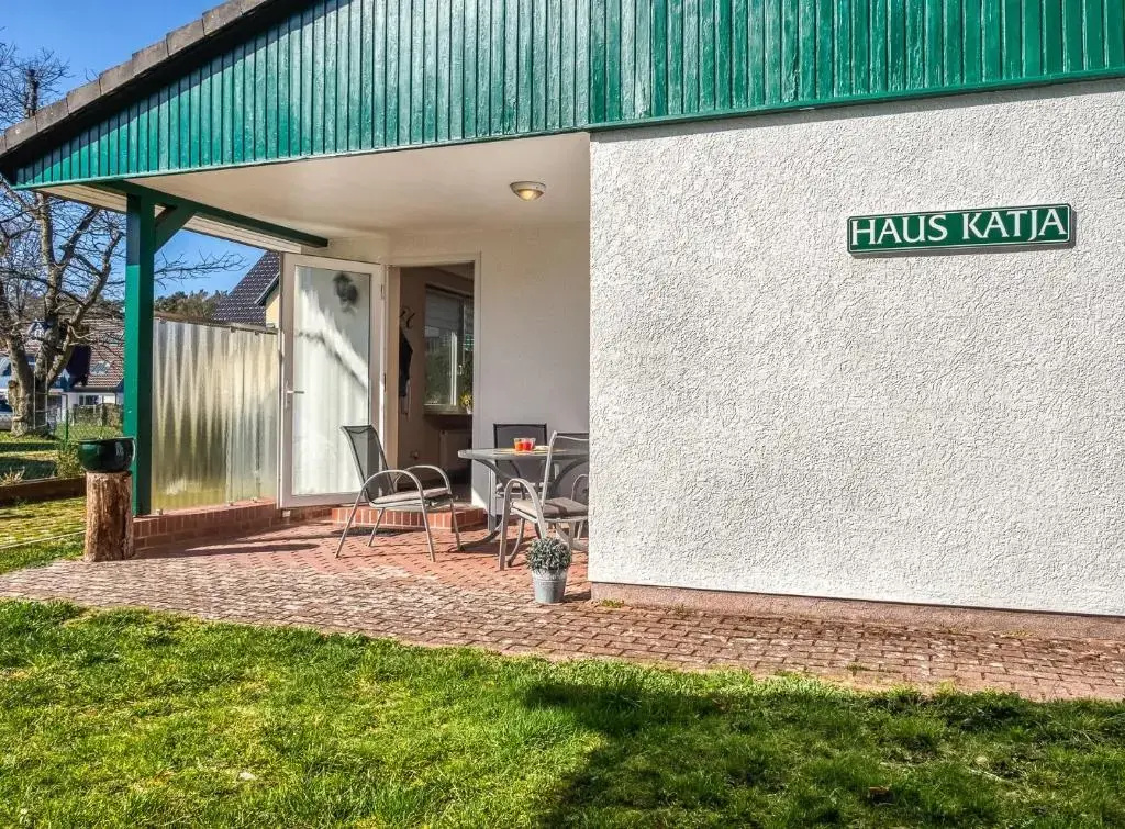 2 Bedrooms Cottage