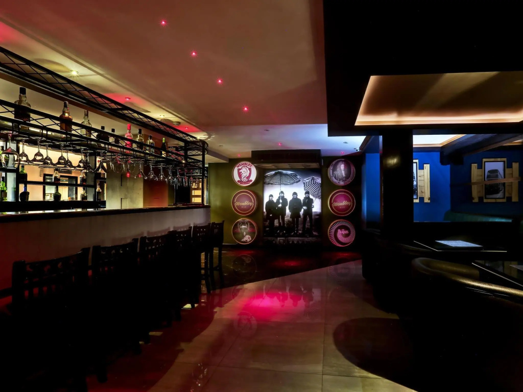 Golden Chariot Vasai - Hotel and Spa - Général