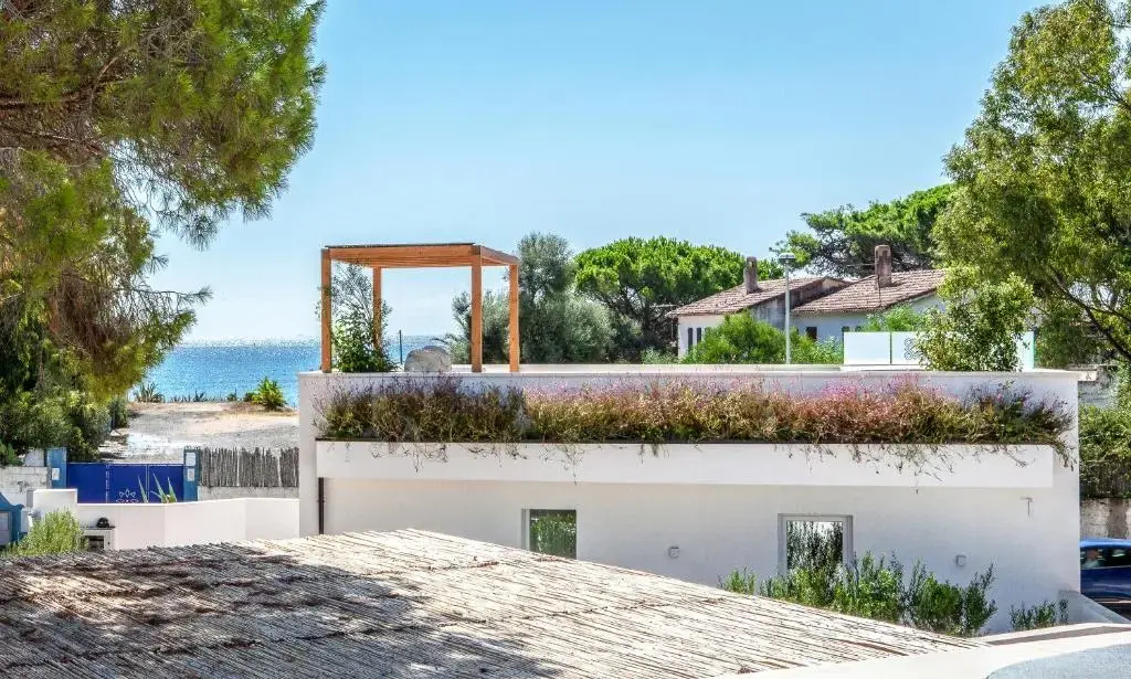 Beach & Waterfront