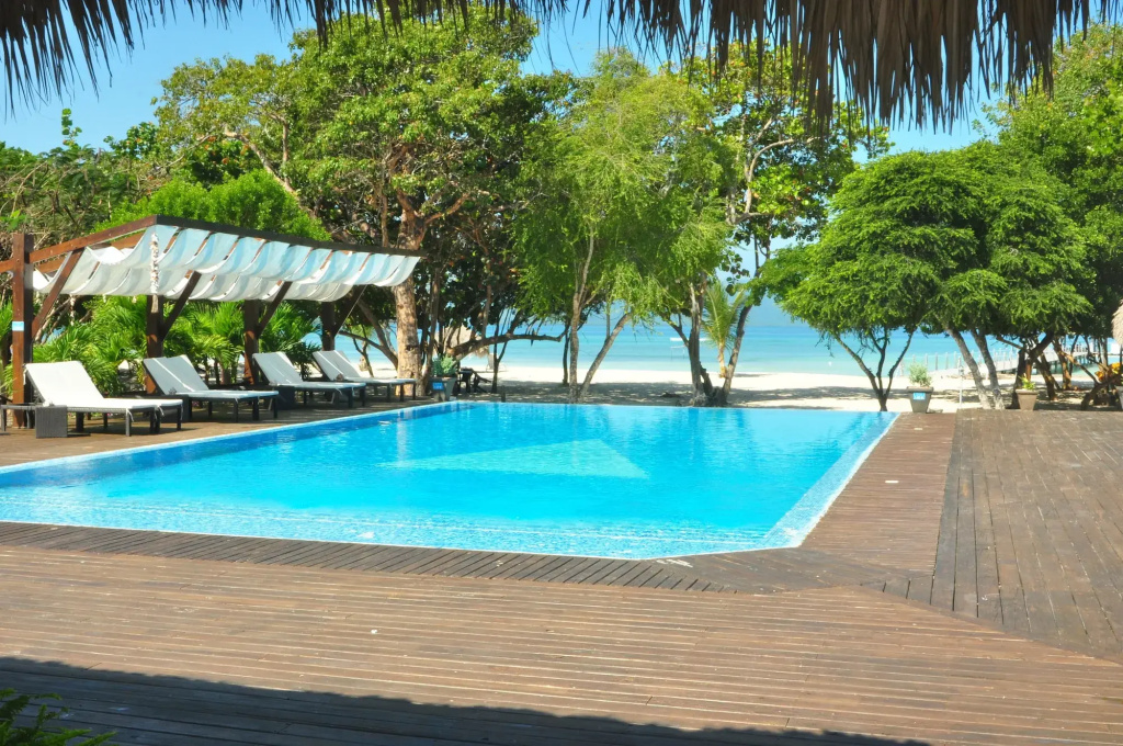 Beach & Waterfront