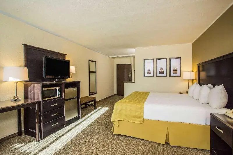 AmericInn by Wyndham Janesville - Chambres