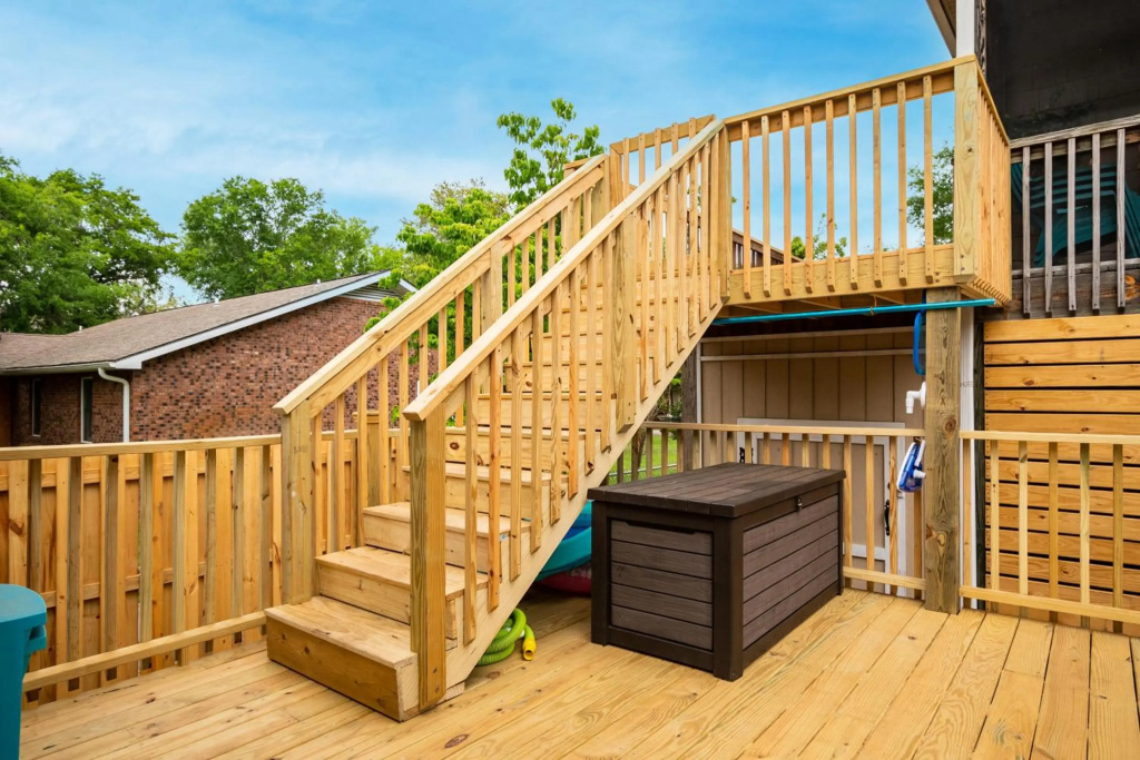 Woodlands Wonder by Oak Island Accommodations