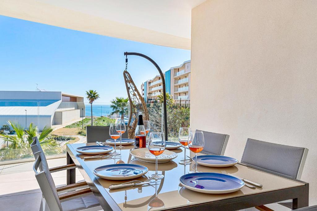 Отель Lovely 3 bedroom apartment next to higueron area., фото 8