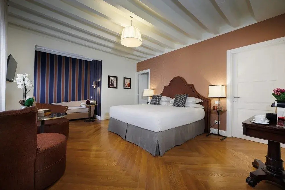 Hotel photo 20