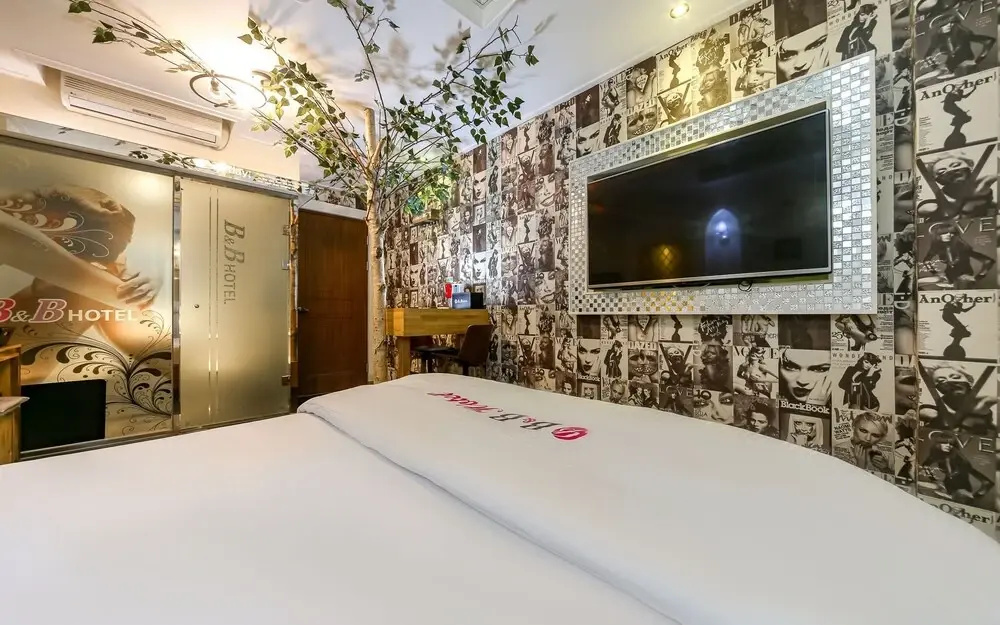 Hotel photo 12