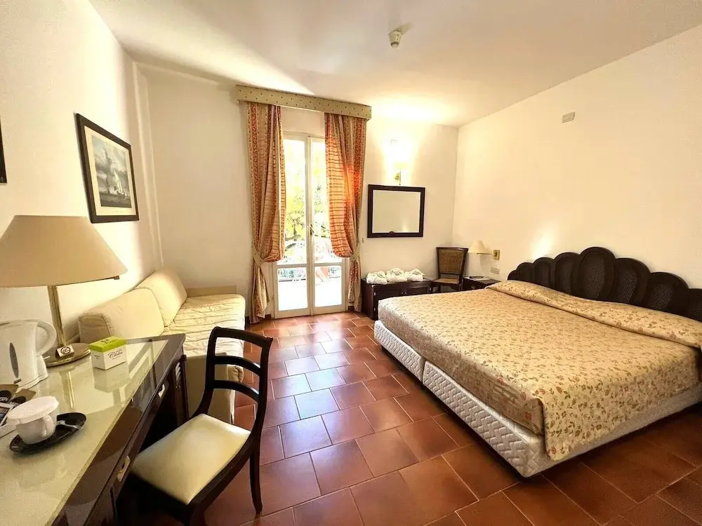 Superior Triple room with balcony