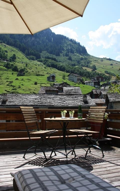 place image