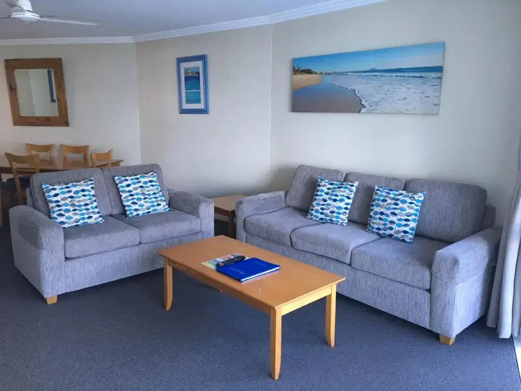 3 Bedrooms Standard Apartment with partial view