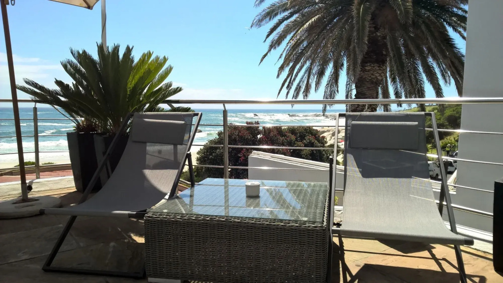 Sea Castle Hotel Camps Bay - Général